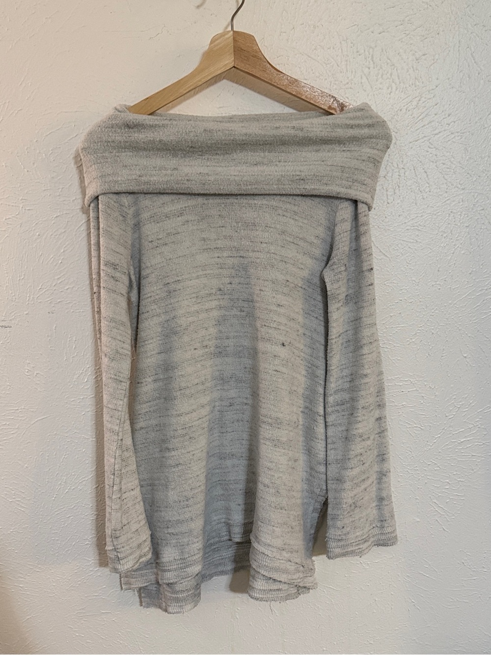 Maeve Heather Light Gray Off-the-Shoulder Knit Sweater